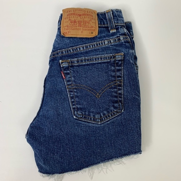 Women’s Levi’s 517 Denim Cutoff Shorts Size 3 - Picture 9 of 9